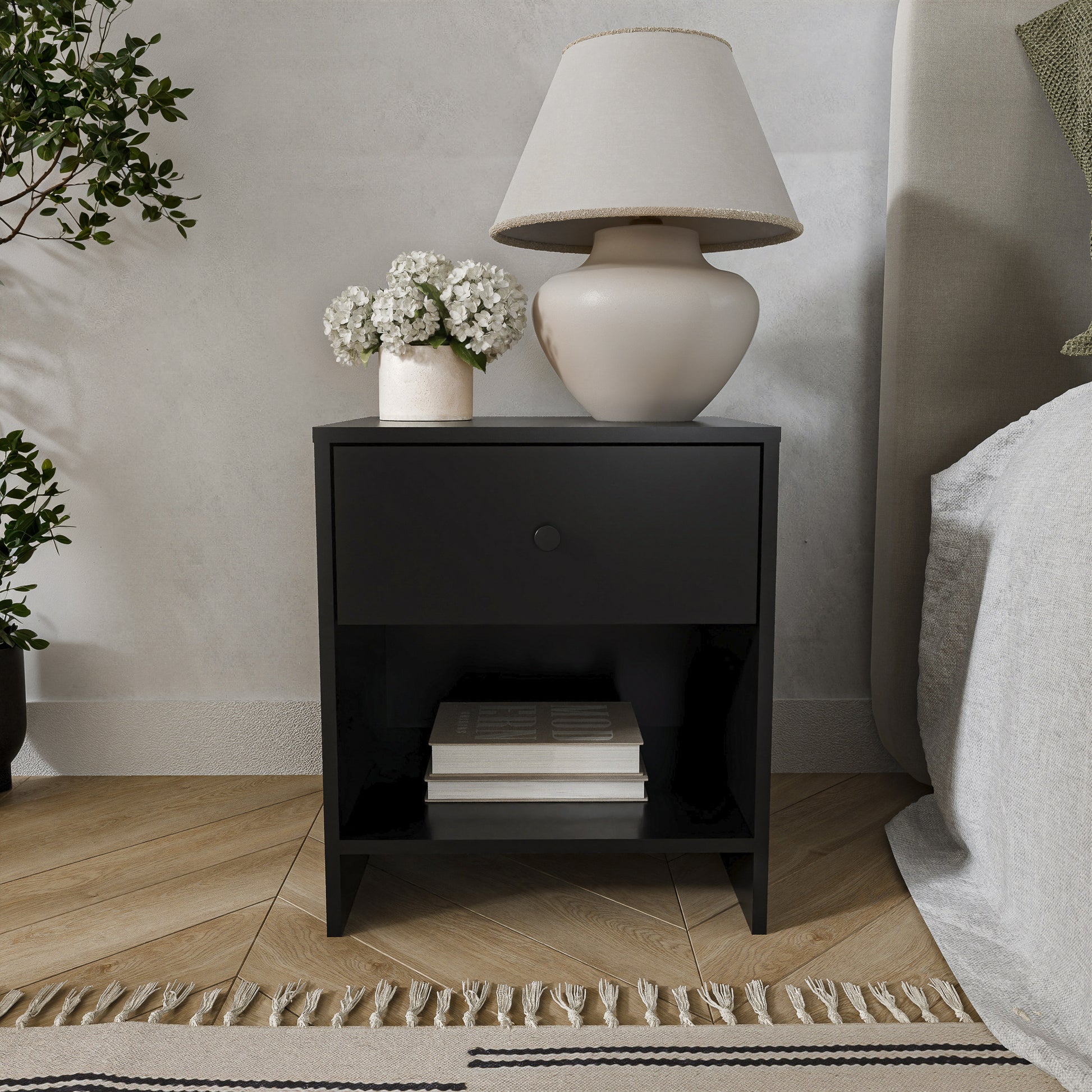 שידת לילה מודרנית לחדר שינה דגם סלין