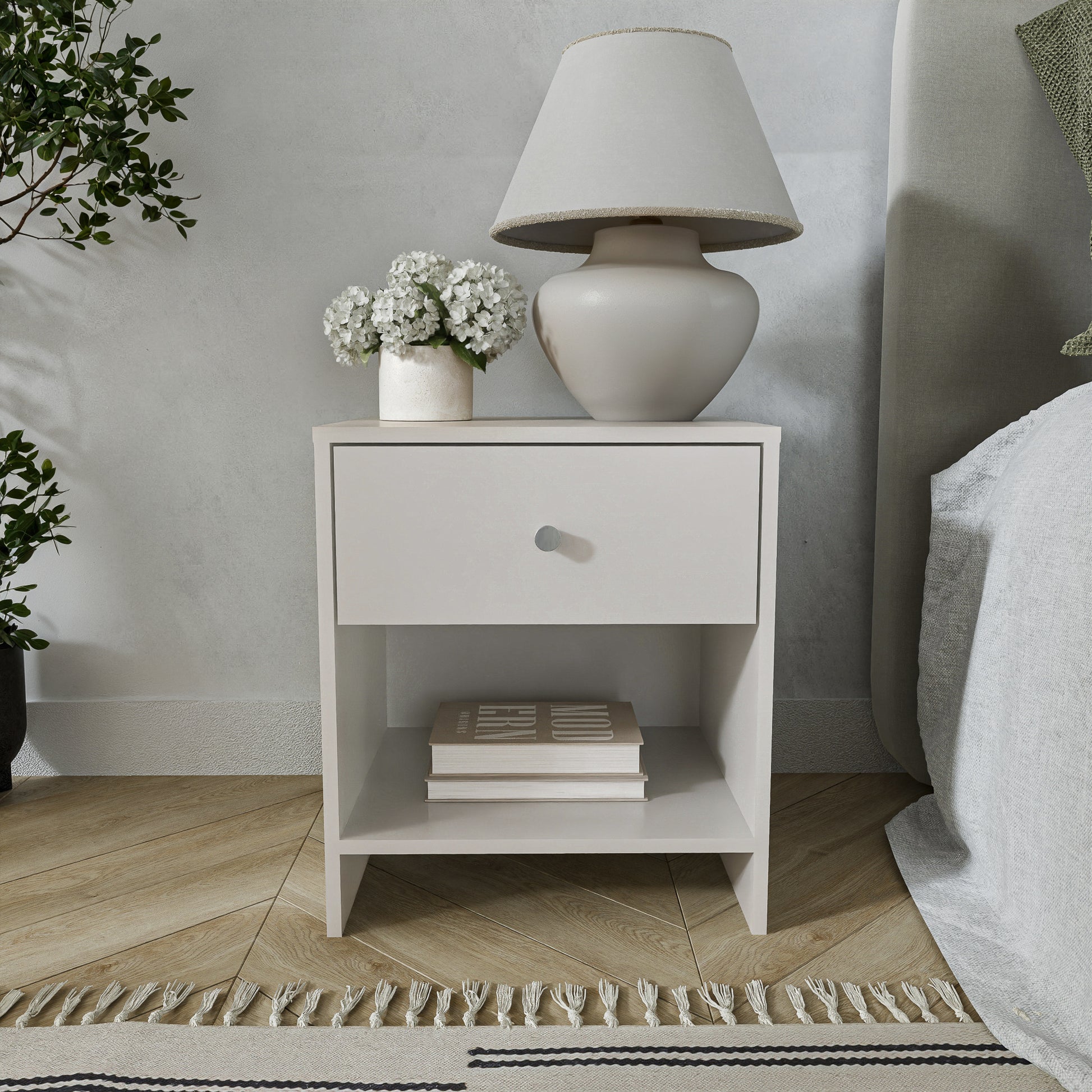 שידת לילה מודרנית לחדר שינה דגם סלין