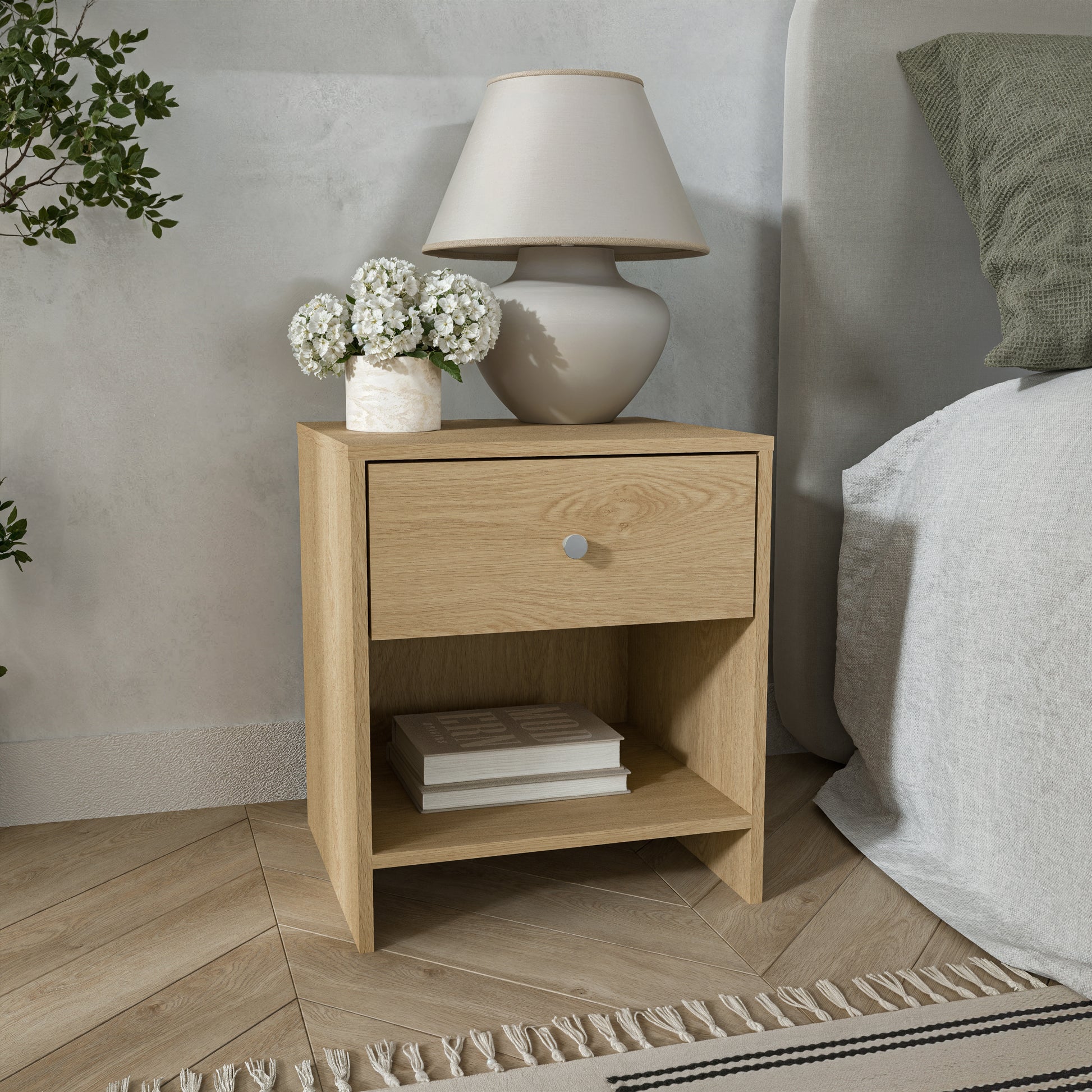 שידת לילה מודרנית לחדר שינה דגם סלין אלון